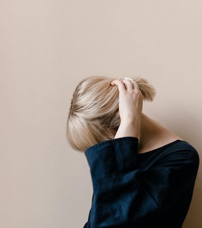 timide-pexels-andrew-neel-3283576-e1681679886159 Prompt engineer, Le nouveau métier de l'IA générative.